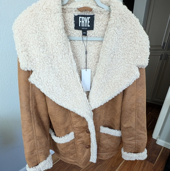 Frye Faux Shearling Shawl Collar Car Coat Size Medium New With Tags ❤️ - Picture 5 of 10